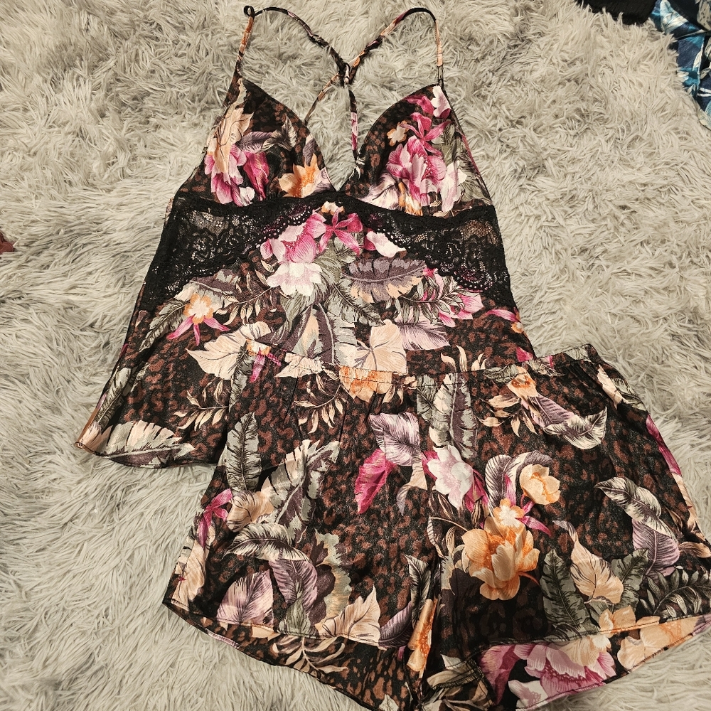 Linea Donatella Floral Lace Cheetah Satin Cami Set Small